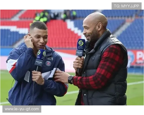 法国足球传奇亨利：从球场领袖到传记灵感，如何专注完成‘射门’？