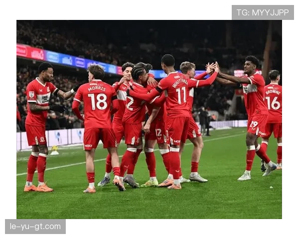 米德尔斯堡社区齐聚一堂,共襄足球盛事彰显团结精神 米德尔斯堡社区齐聚一堂,共襄足球盛事彰显团结精神