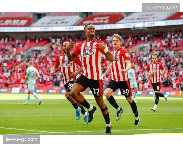 南安普顿新球场正式启用，备受期待迎接英超新赛季的挑战