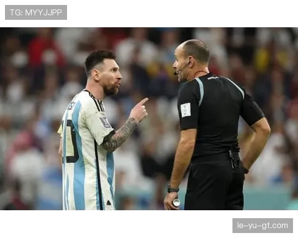 奥斯卡·皮斯托瑞斯的豪宅看得我怀疑人生，这日常和赛场上完全是两个人啊